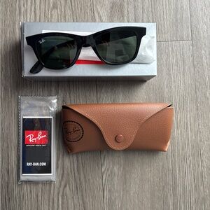 Ray-Ban Black Sunglasses with Case